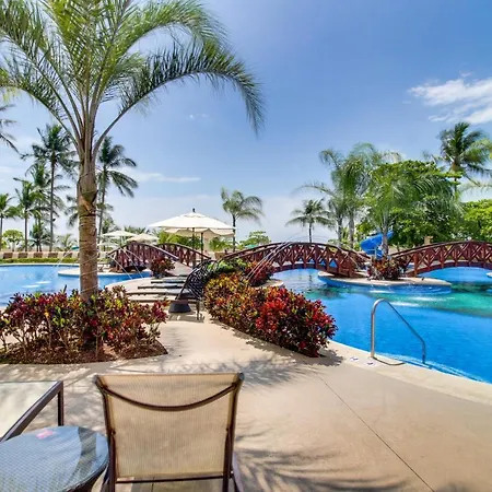 The Palms 101 Apartment